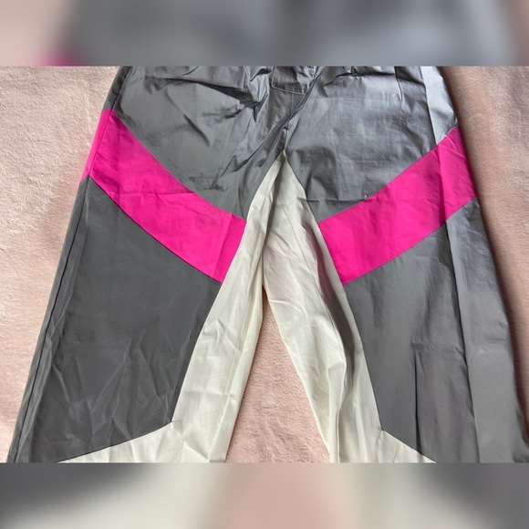 Pants - Picture 10 of 16